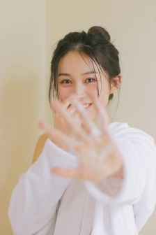 严茜子